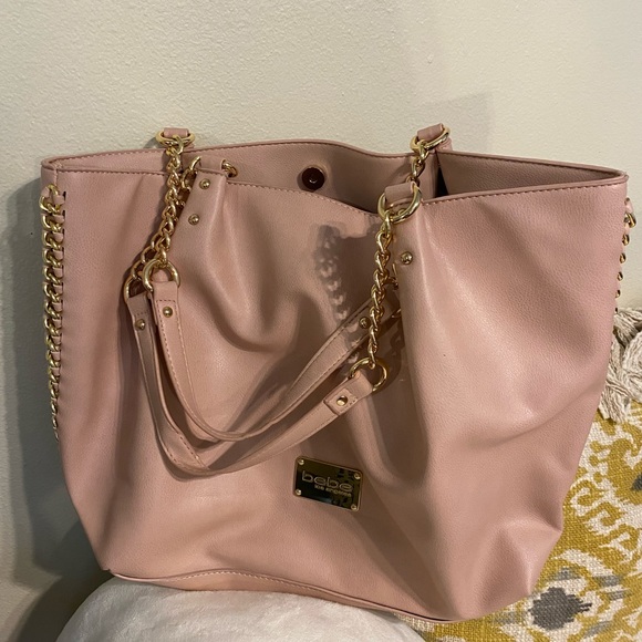bebe  soft  pink purse Medium size - Picture 5 of 11